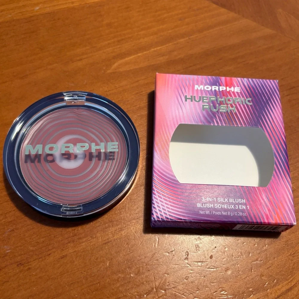 Morphe Huephoric Rush 3-in-1 Silk Blush Staying Neutral